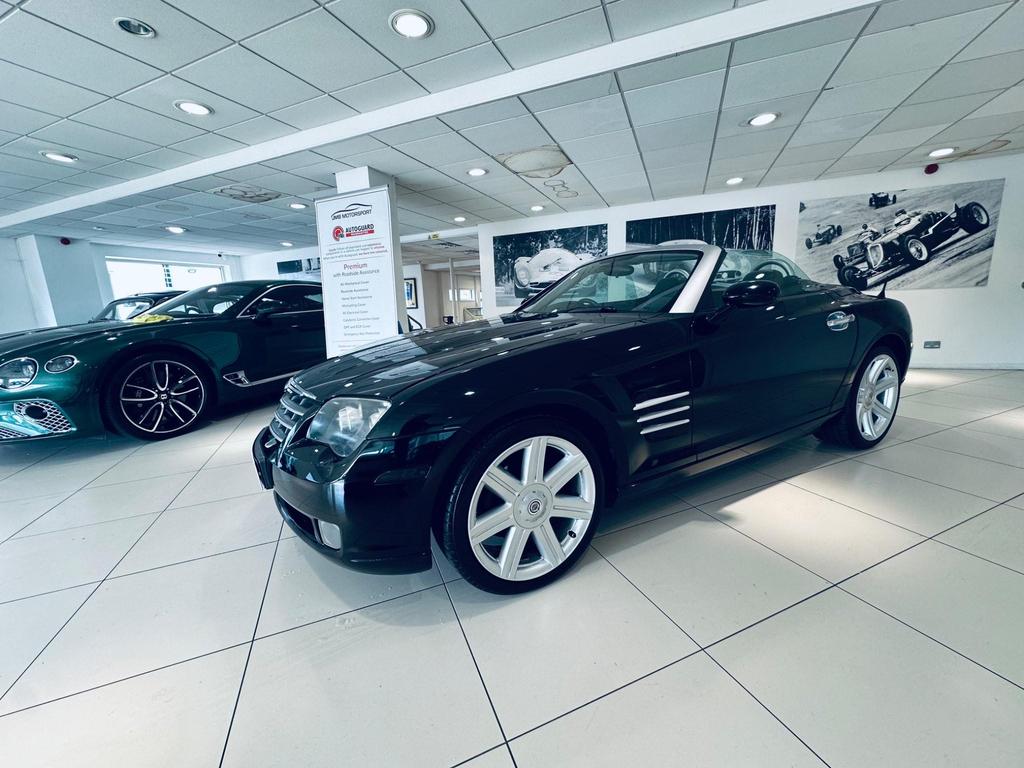 3.2L V6 engine of the Chrysler Crossfire 3.2 Roadster offering thrilling performance and a smooth drive.