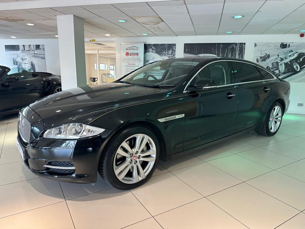 Jaguar XJ – 3.0d V6 Luxury Auto Euro 5 (s/s) 4dr (LWB) Jaguar XJ – 3.0d V6 Luxury Auto Euro 5 (s/s) 4dr (LWB)