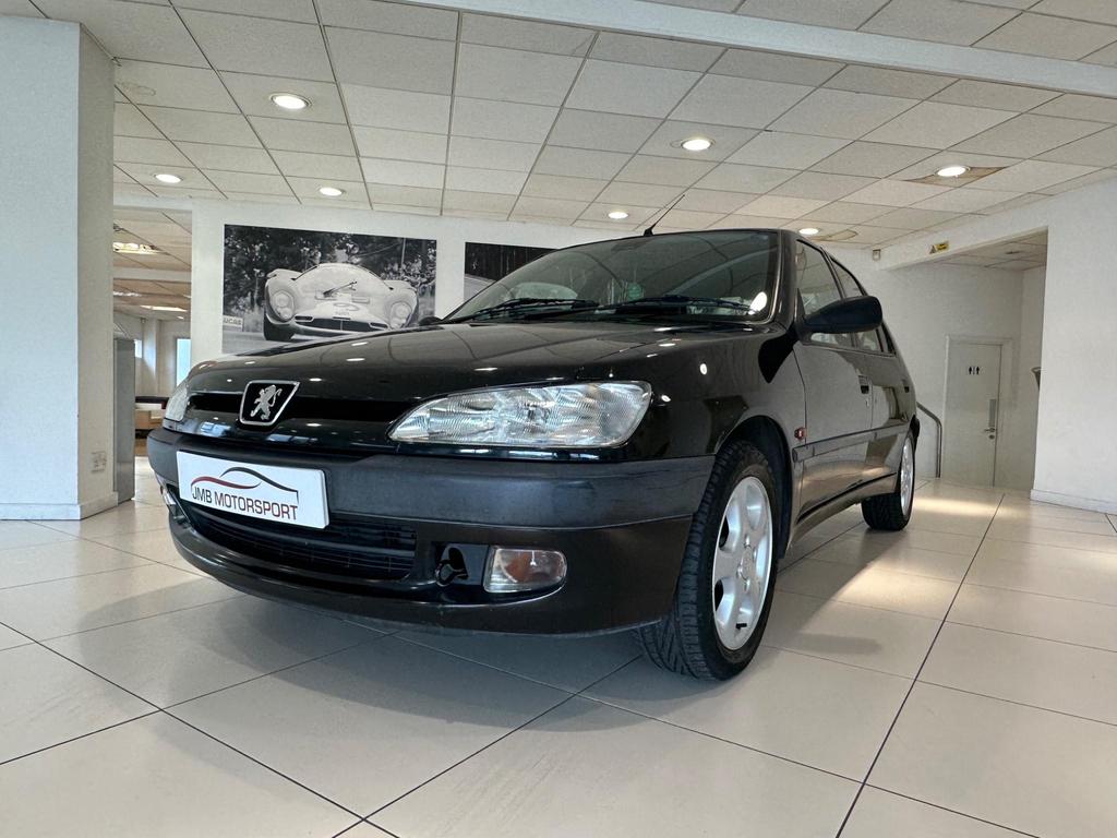 Peugeot 306 – 2.0 XSi 3dr (sunroof) Peugeot 306 – 2.0 XSi 3dr (sunroof)